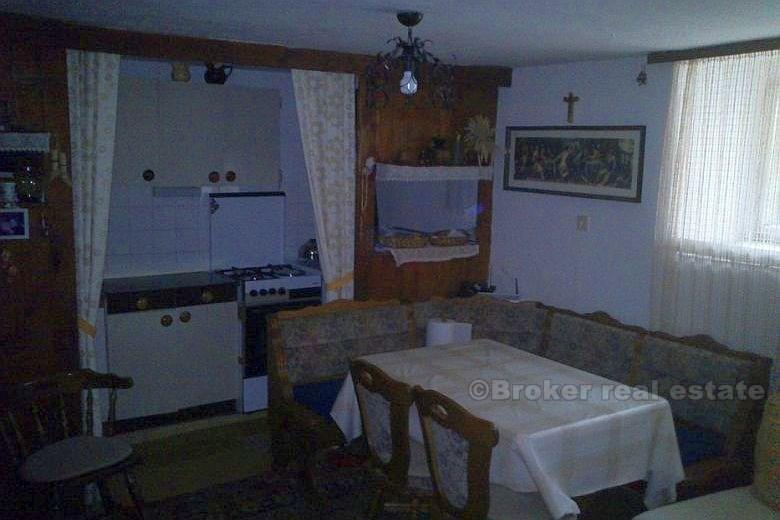 Hus / Villa bygget i tradisjonell dalmatisk stil, til salgs