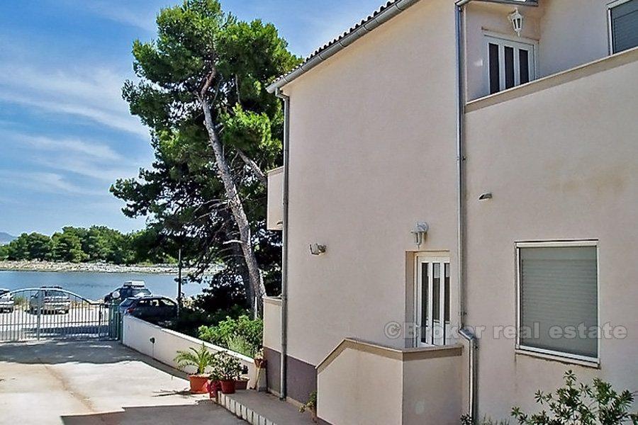 Casa / appartamento edificio, prima fila al mare