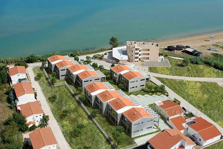 Vakre bolig ved stranden, 20 eksklusive leiligheter, til salgs