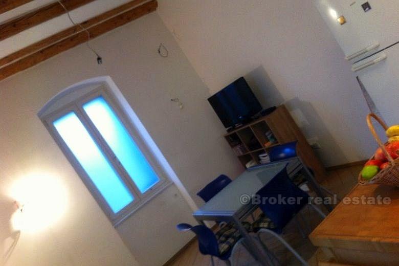 Tre roms leilighet i secession villa, til salgs