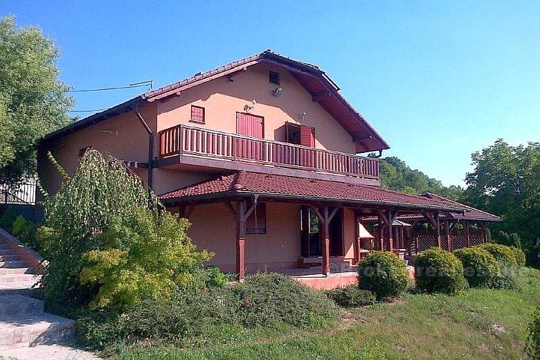 Hus / Villa, Luksus villa med basseng, til salgs