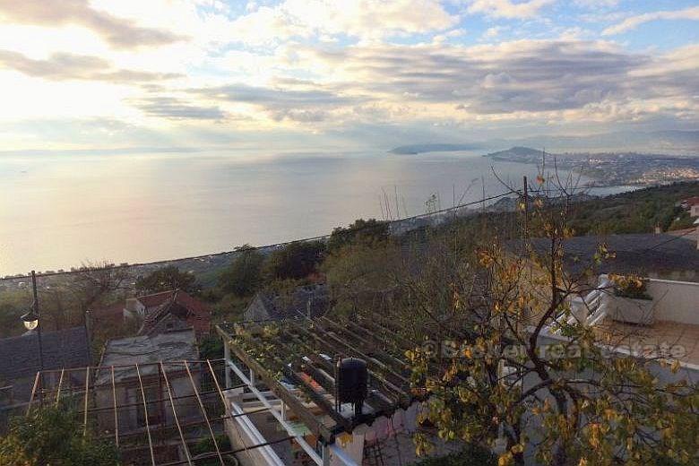 Dvojdomek v Gornja Podstrana, na prodej