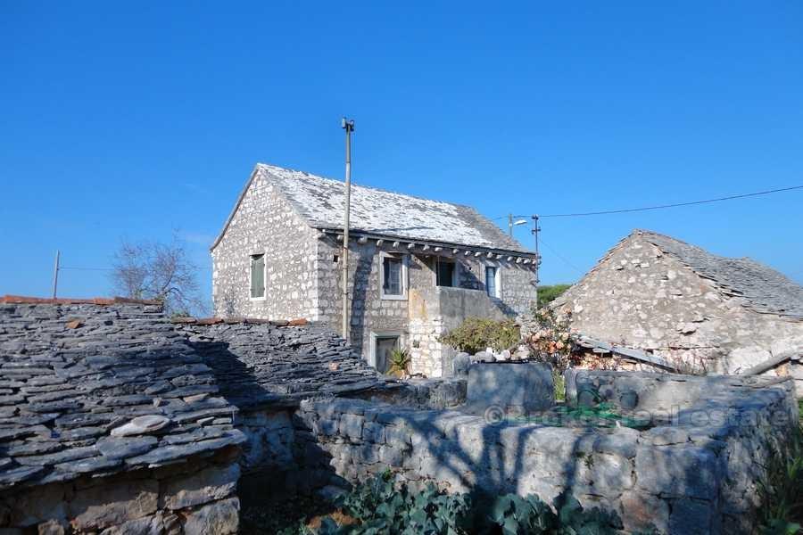 Maison / villa, en pierre, île de Solta