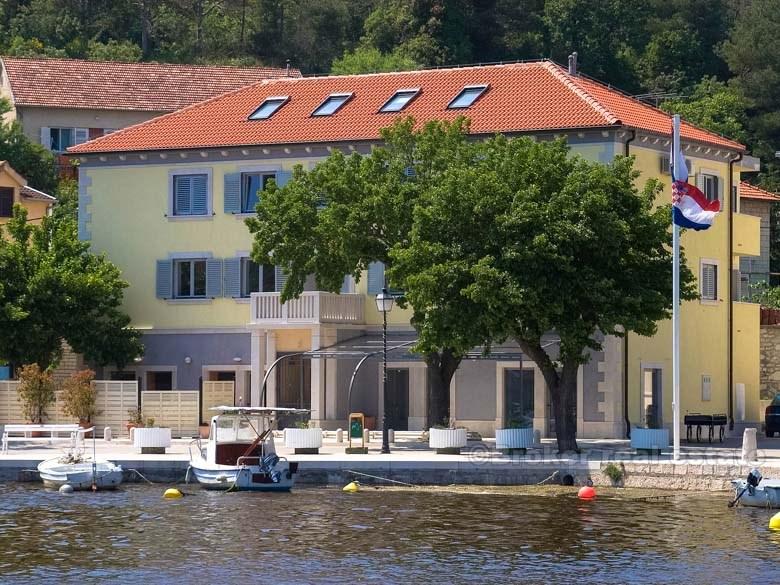 Dom / willa, pensjonat, Sibenik