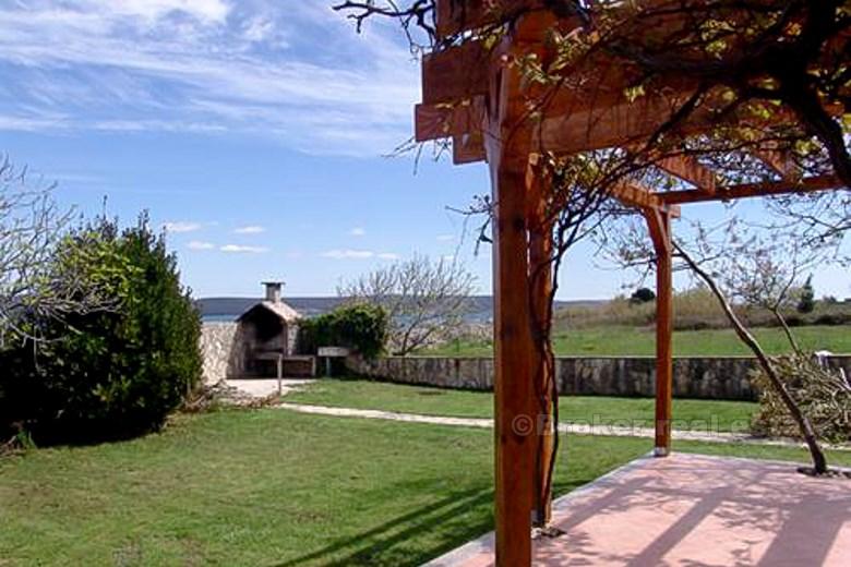 Maison / villa, première rangée de la mer