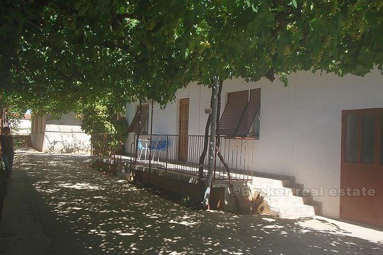 Kuća/vila, samostojeća, Vodice
