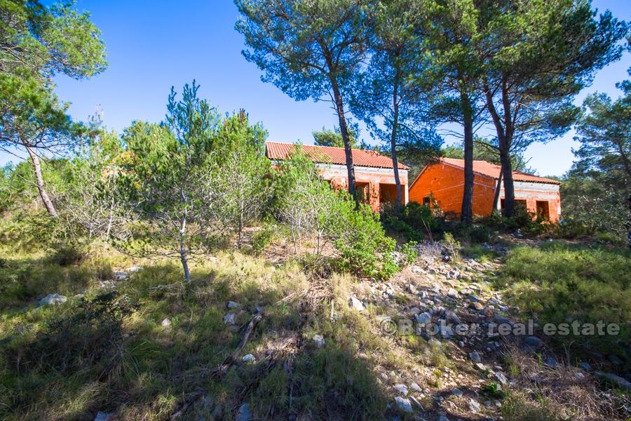 Hotel / Off plan, 17 bungalows on a plot of 15,000 m2