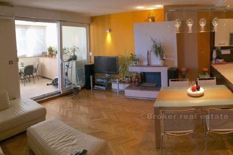 Comodo appartamento bilocale in un piccolo edificio residenziale