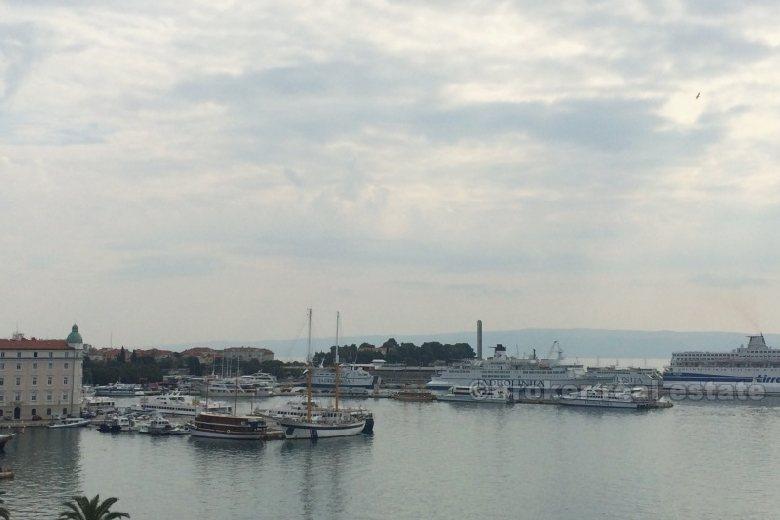 Två sovrum i centrum av Split gamla stan, till salu