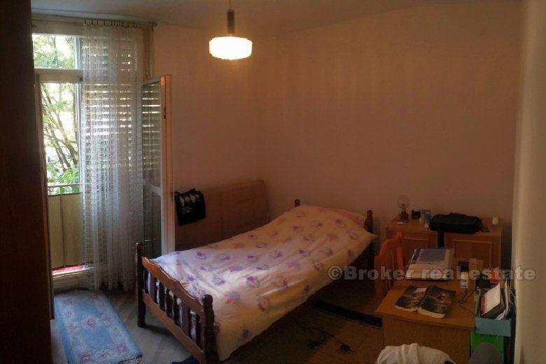 Dvosoban stan, Blatine, na prodaju
