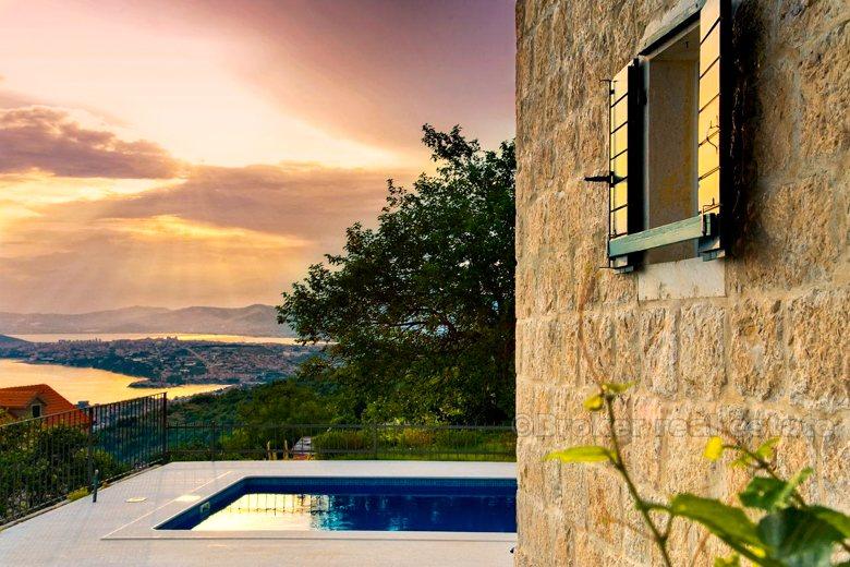 Hus / Villa, Villa med pool, för uthyrning