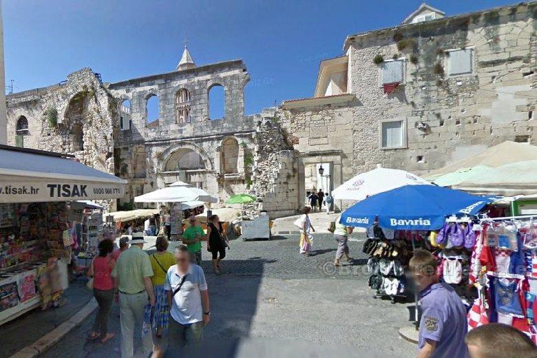 Spazio commerciale nel centro della città, in affitto