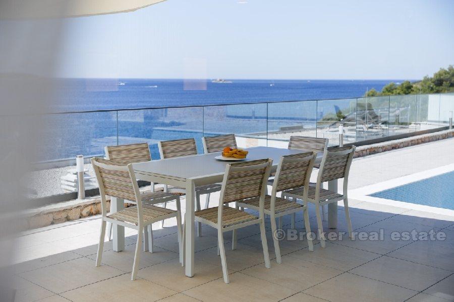 Exklusive Villa mit Meerblick