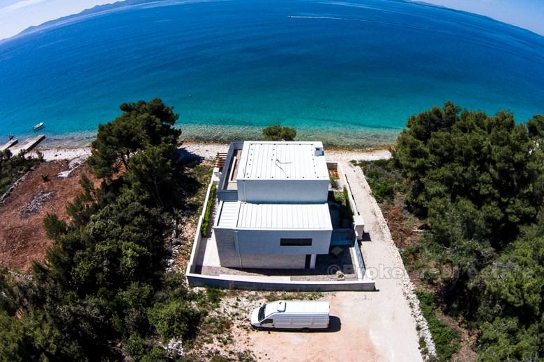 Maison / villa, première rangée de la mer
