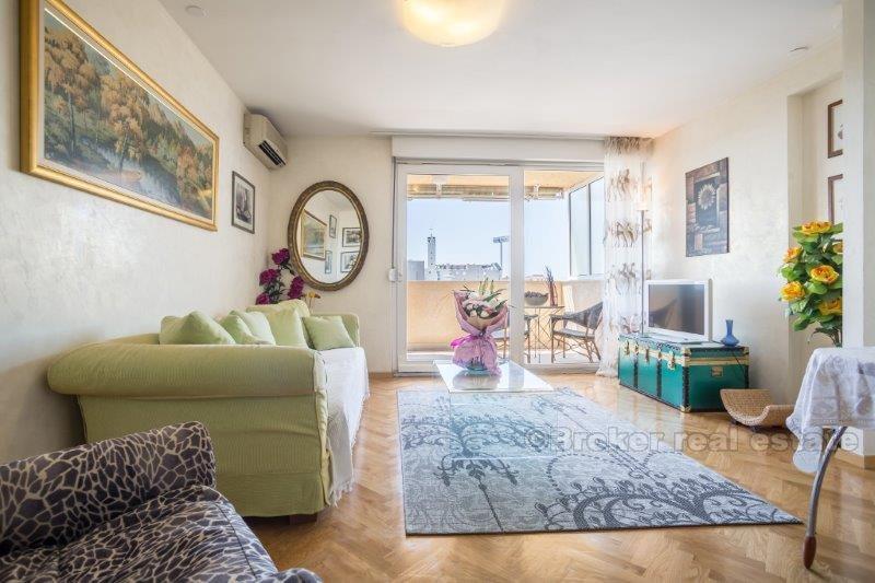 Vackert dekorerad ett sovrum, att hyra