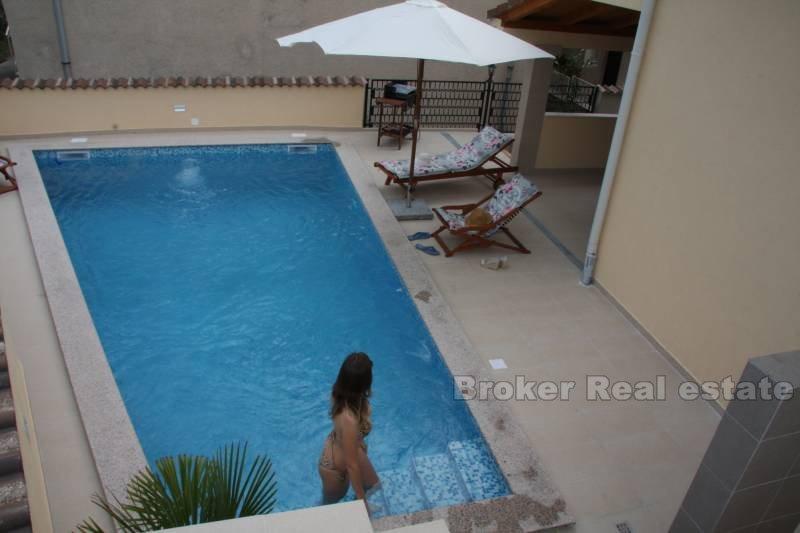 Maison / Villa, Villa de luxe avec piscine, à louer