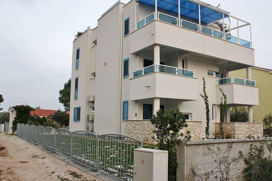 Apartamenty w nowej willi