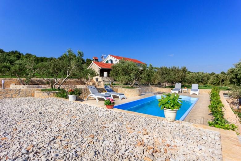 Huset / villa til leie, luksus, Ciovo