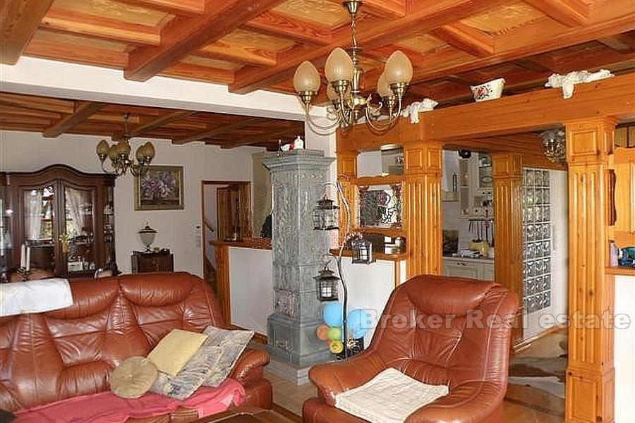 House / villa, on a large plot surrounded by forest, for sale