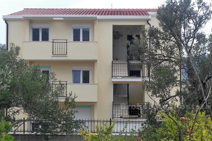 Dům / vila s bazénem, na prodej