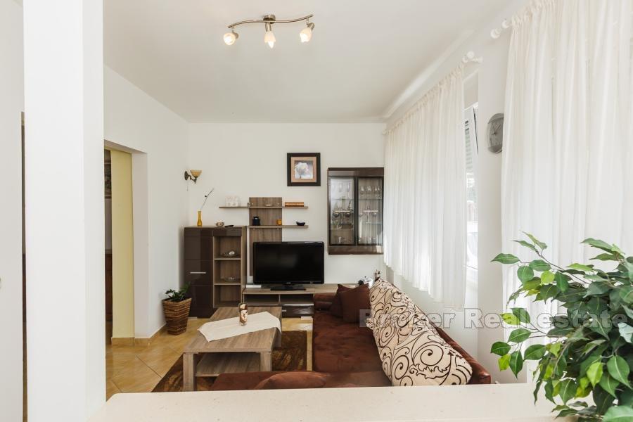 Apartment, Two bedroom apartment, southeast oriented, for rent