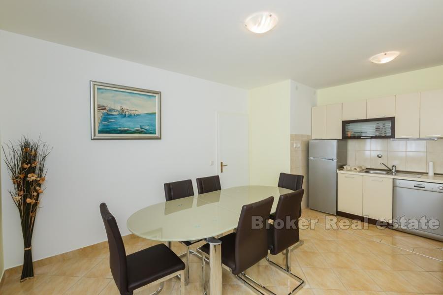 Apartment, Two bedroom apartment, southeast oriented, for rent