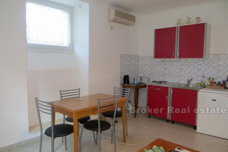 Apartman/Stan u centru grada, u blizini rive i mora