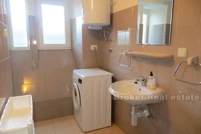 Apartman/Stan u centru grada, u blizini rive i mora