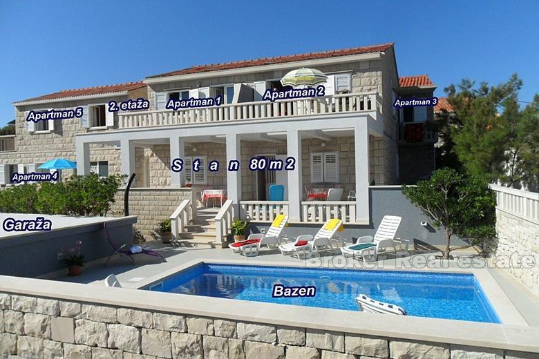 Maison / Villa sur l'île de Brac, front de mer, à vendre
