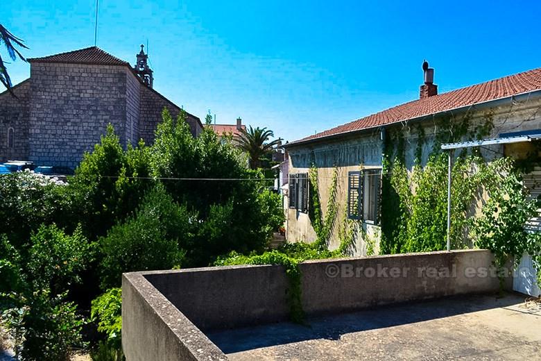Dalmatian Renovation House, til salgs