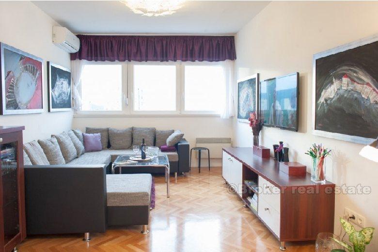Zwei-Zimmer-Wohnung, Skalice