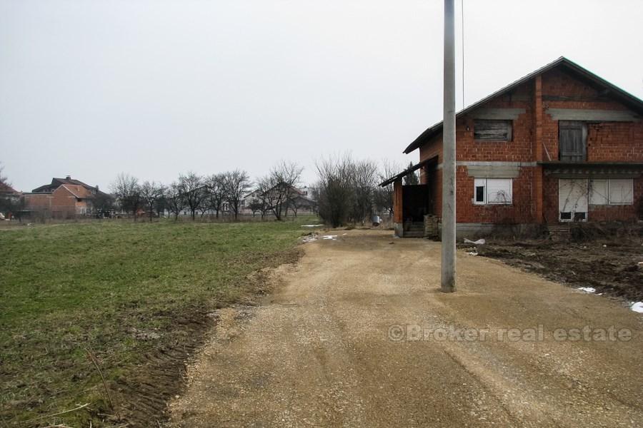 Land plot with a idea project, for sale