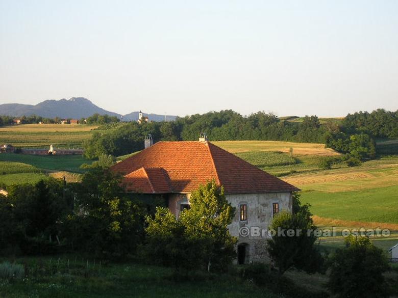 Dům na jedinečném místě, k prodeji