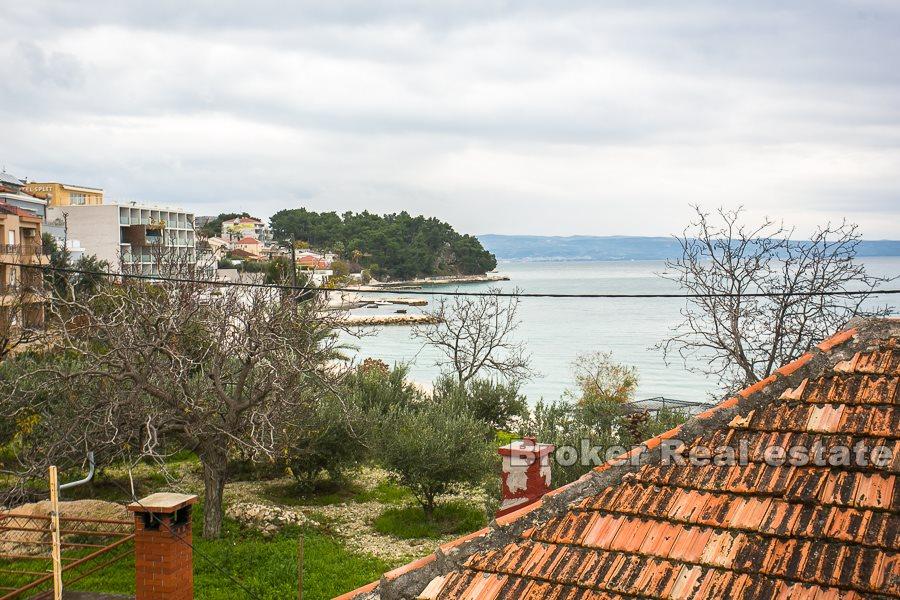 Dvojna kuća, prvi red do mora