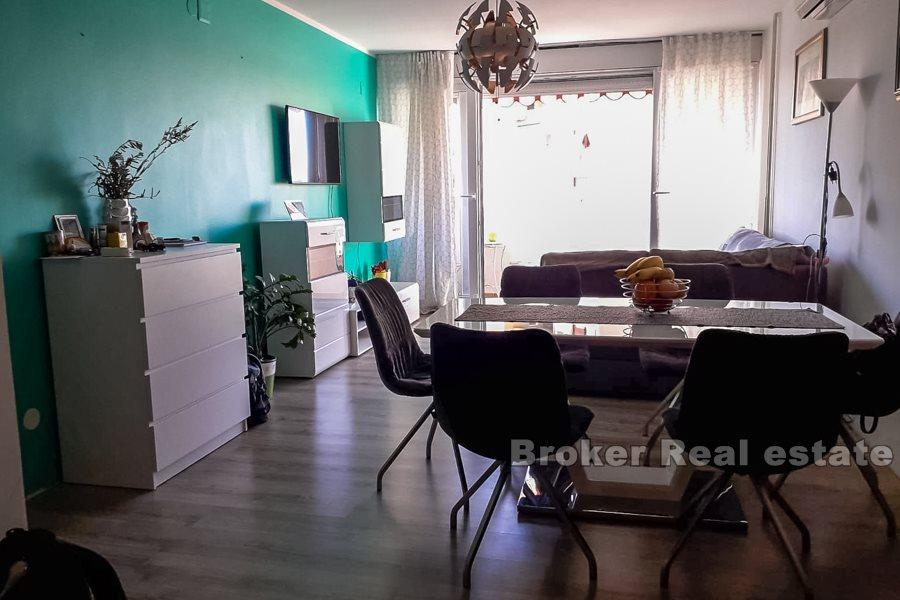 Apartment mit zwei Schlafzimmern und Meerblick