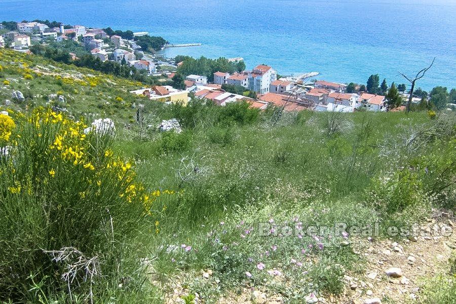 Terreno edificabile con vista mare in vendita