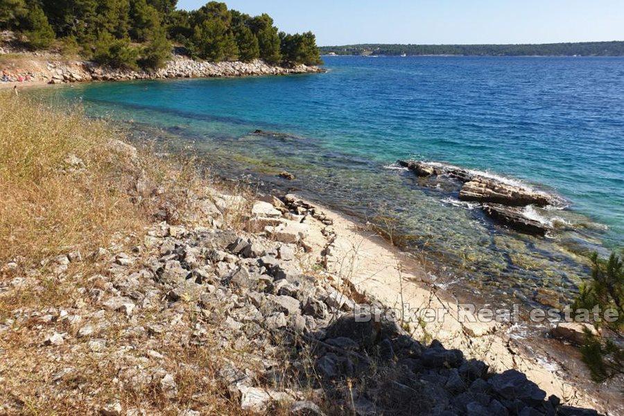 Terreno agricolo in riva al mare