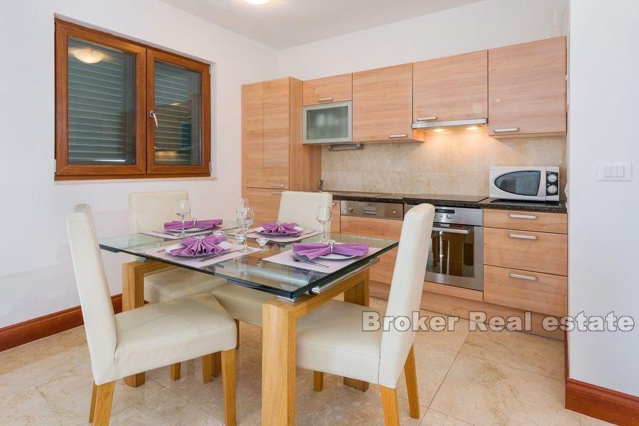 Moderne Wohnung mit Meerblick