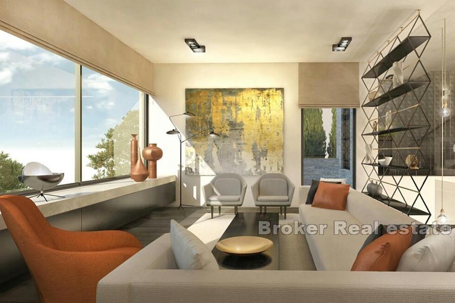 Villa en construction, première rangée de la mer
