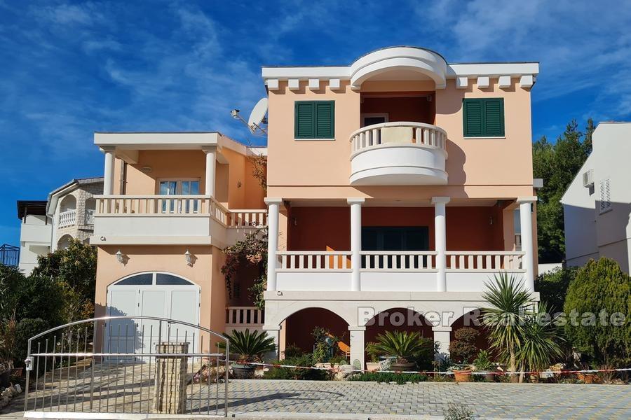 Apartmánový dům u moře