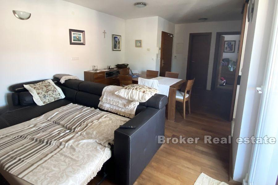 Apartmán s výhledem na moře, dvě ložnice