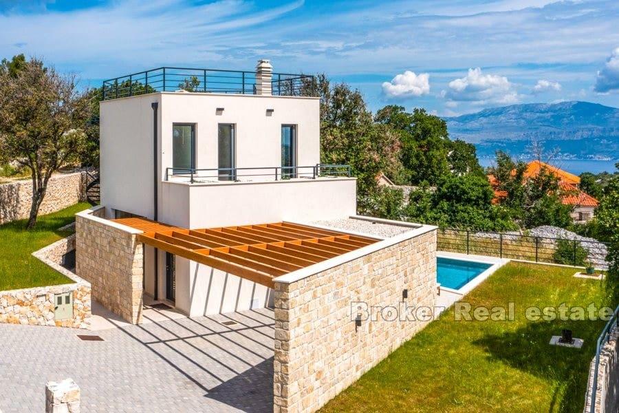 Villa mit Meerblick und Swimmingpool