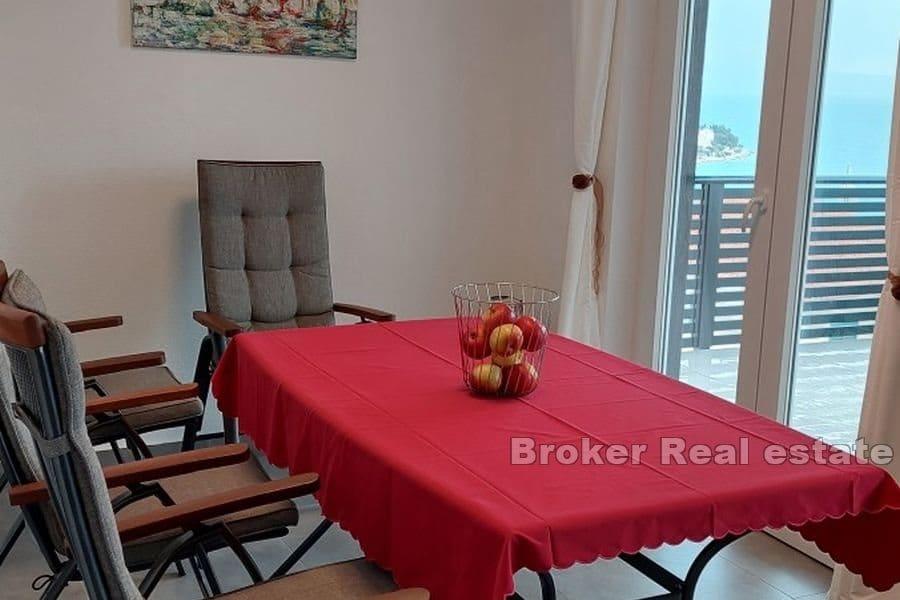 Appartamento con vista mare e terrazzo