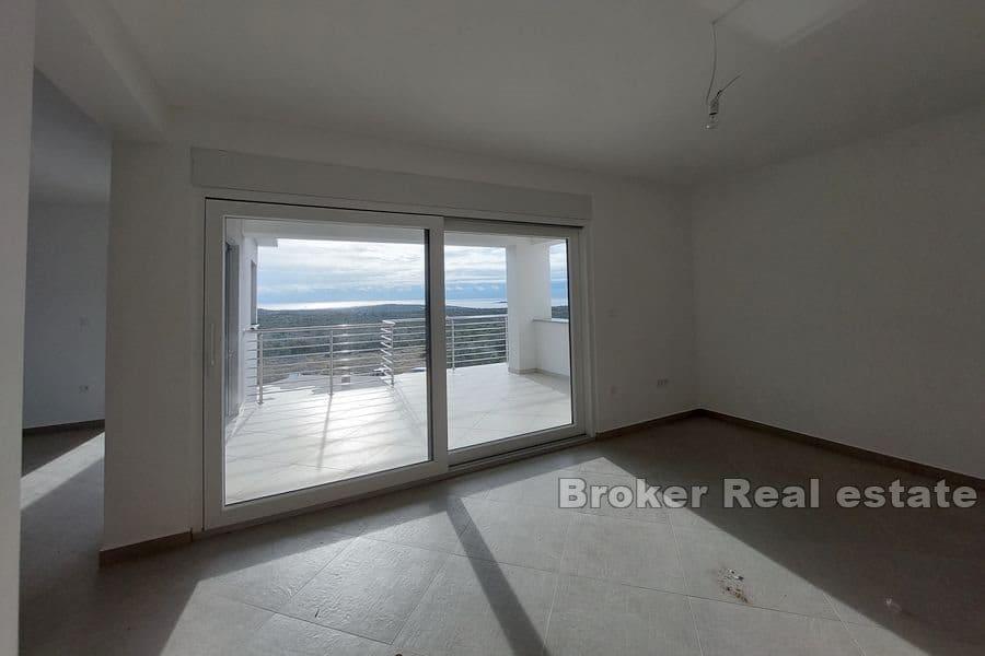 Bilocale con vista mare