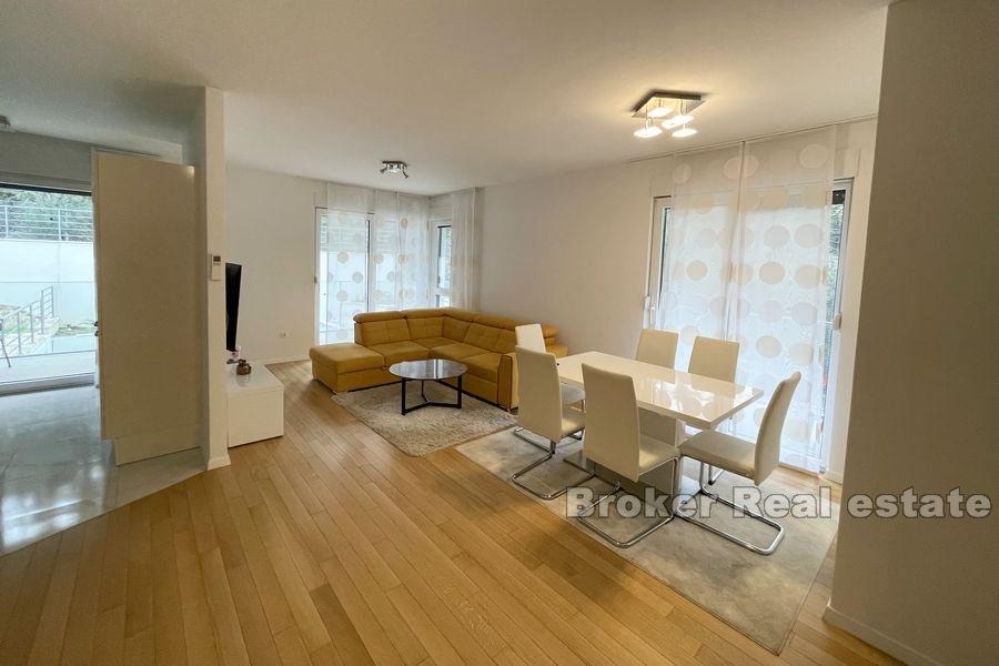 Marjan, Dreizimmerwohnung