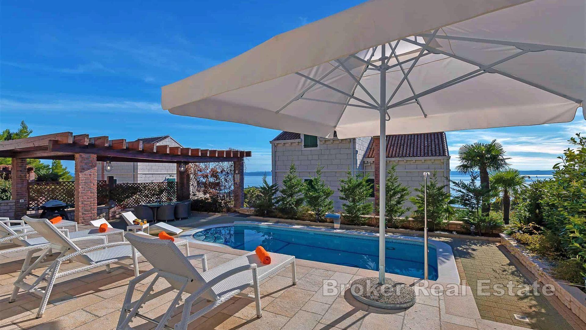 Villa mit offenem Meerblick
