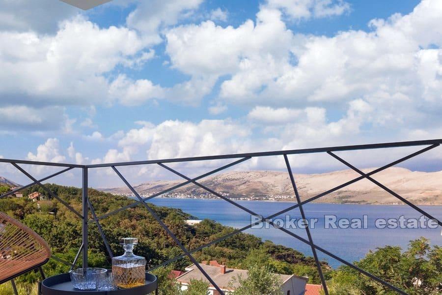 Luxusvilla mit Meerblick