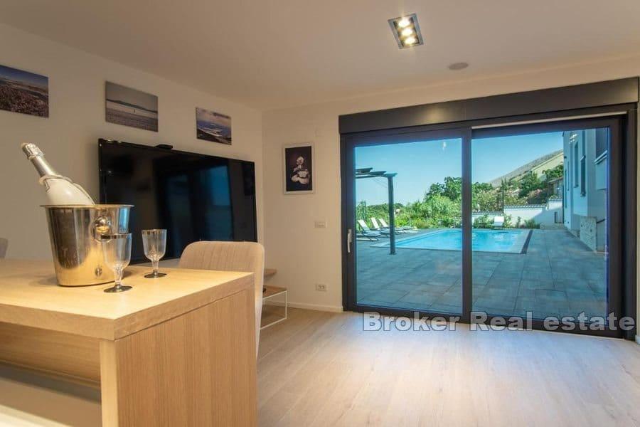 Luxusvilla mit Meerblick