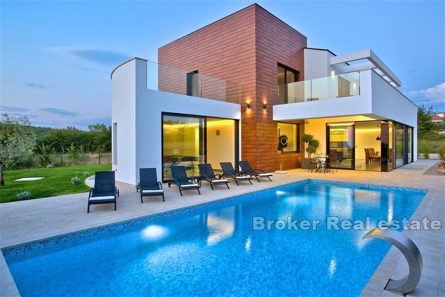 Schöne Villa mit Swimmingpool