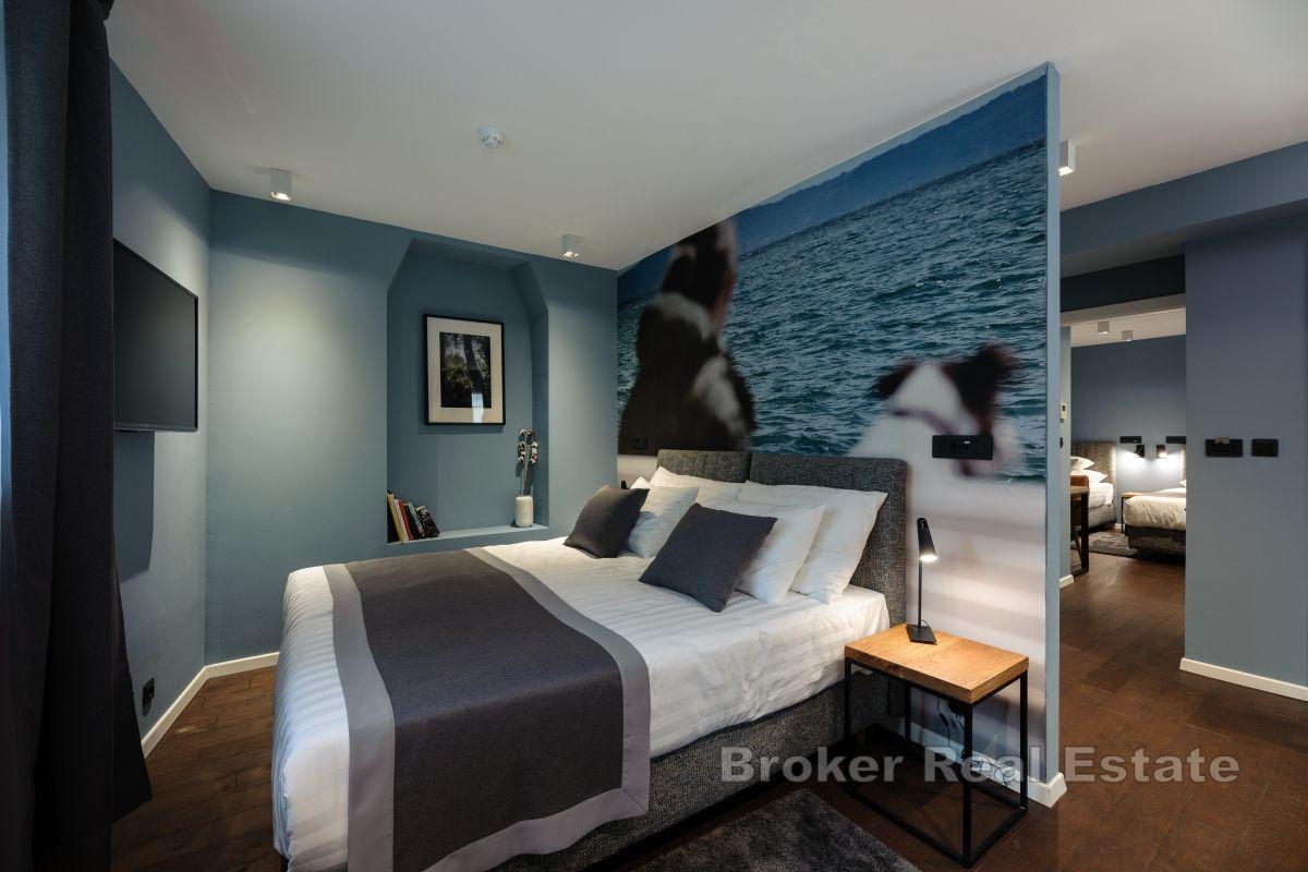 Moderne hotell med en etablert virksomhet